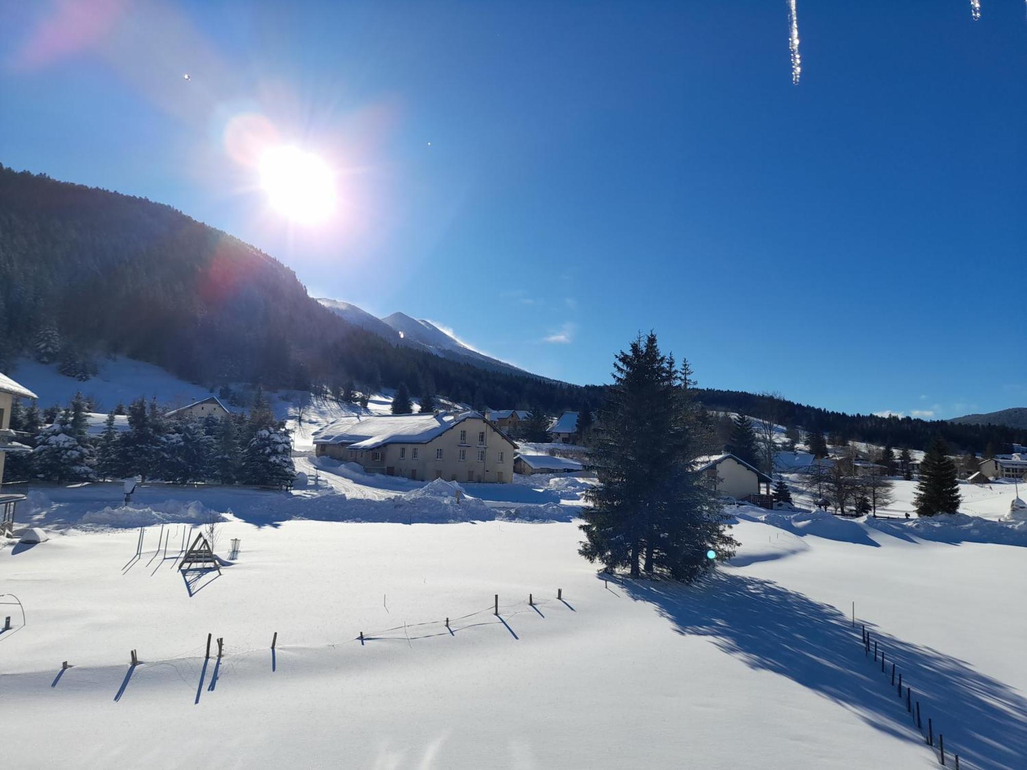 Duplex 59M2 - Proche Centre - Balcon Plein Sud Apartment Correncon-en-Vercors Exterior photo